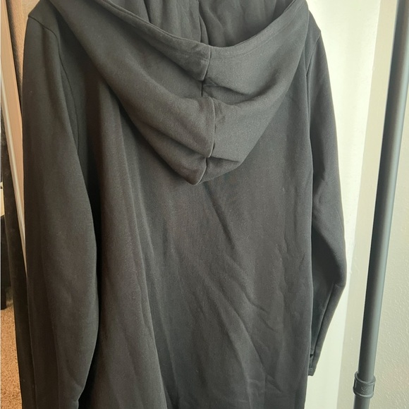 Midnight Hour Raven Embroidered Cloak New - Picture 5 of 5